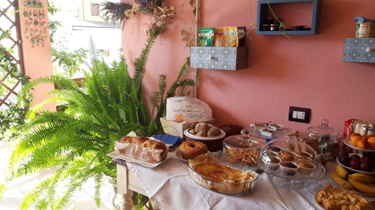 Bed and Breakfast Soneanima Quartu SantʼElena Exterior foto